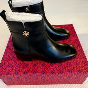 Tory Burch Everly Flat Boot, Perfect Black, New in box, Size 7.5